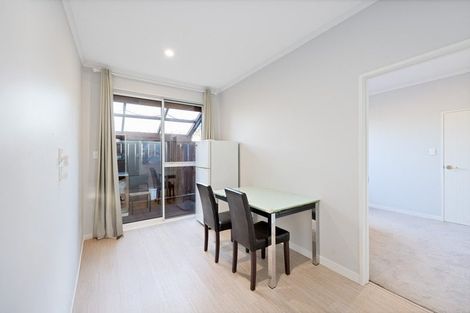 Photo of property in 38a Pokapu Street, Titirangi, Auckland, 0600