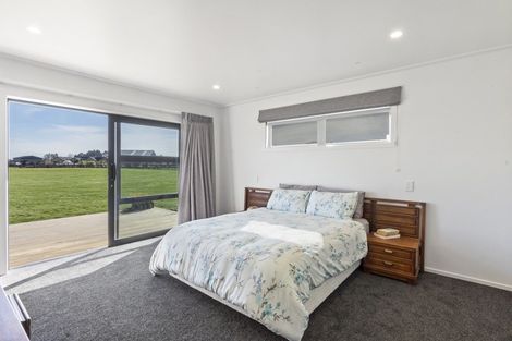 Photo of property in 25 Margot Lane, Matangi, Hamilton, 3283