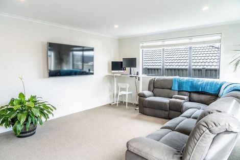 Photo of property in 6 Settler Avenue, Omokoroa, 3114