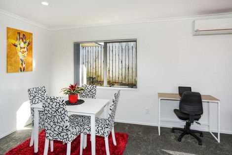 Photo of property in 4/271 Queen Street, Pukekohe, 2120