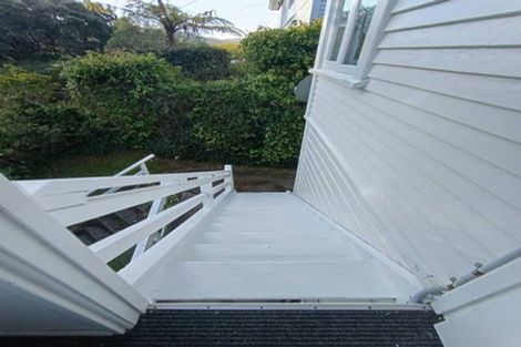 Photo of property in 1/37 Wilton Road, Wadestown, Wellington, 6012