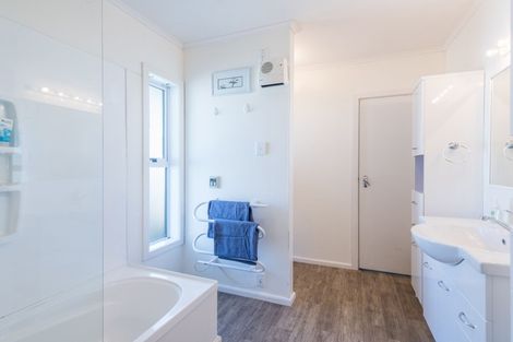 Photo of property in 12 Lemari Avenue, Stoke, Nelson, 7011