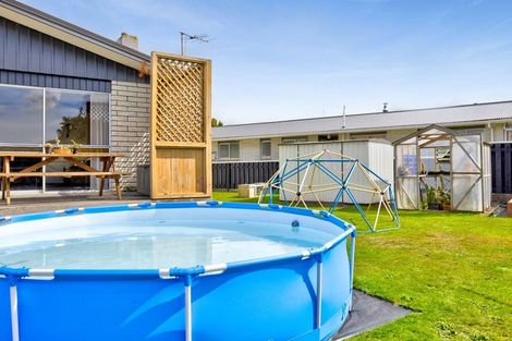 Photo of property in 18 Oberon Street, Stratford, 4332