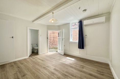 Photo of property in 1 Manley Terrace, Newtown, Wellington, 6021