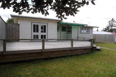 Photo of property in 11 Hilltop Avenue, Morningside, Whangarei, 0110