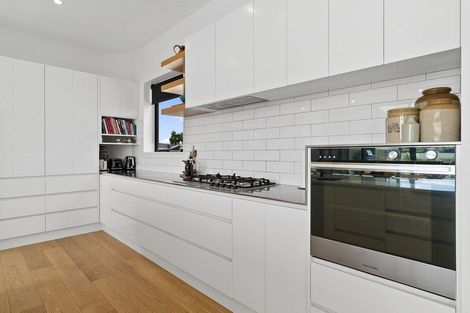 Photo of property in 38 Stackbrae Avenue, Wanaka, 9305