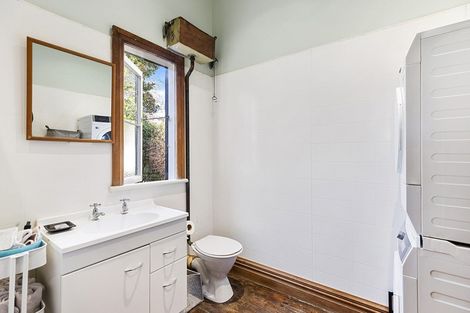 Photo of property in 25 Wright Street, Mount Cook, Wellington, 6021