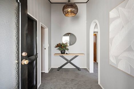 Photo of property in 20 Burn-murdoch Street, St Andrews, Hamilton, 3200