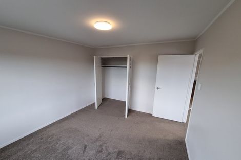 Photo of property in 2a Korau Road, Greenlane, Auckland, 1051