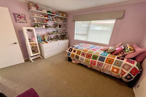 Photo of property in 27 Guthrie Street, Waterloo, Lower Hutt, 5011