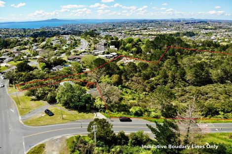 Photo of property in 9 Lonely Track Road, Fairview Heights, Auckland, 0630