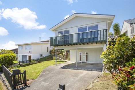 Photo of property in 37 Ernest Street, Ranui, Porirua, 5024