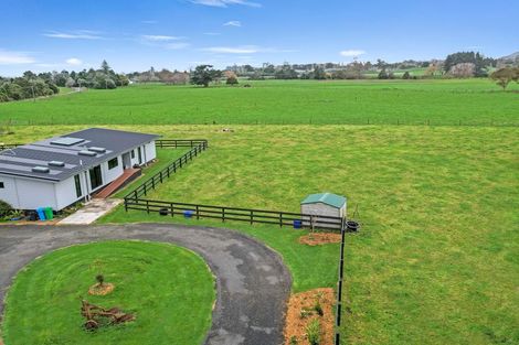 Photo of property in 346 Rahui Road, Otaki, 5583