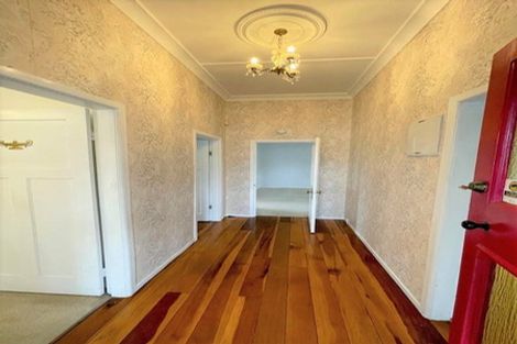 Photo of property in 57 Beach Road, Pahurehure, Papakura, 2113