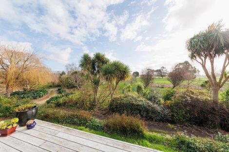 Photo of property in 32 Staces Road, Aokautere, Palmerston North, 4471