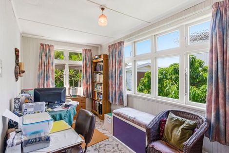 Photo of property in 75 Liverpool Street, Levin, 5510