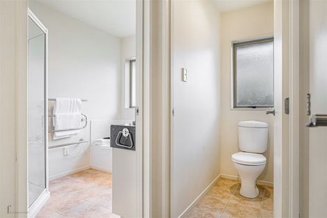 Photo of property in 15 Pyrite Street, Westgate, Auckland, 0614