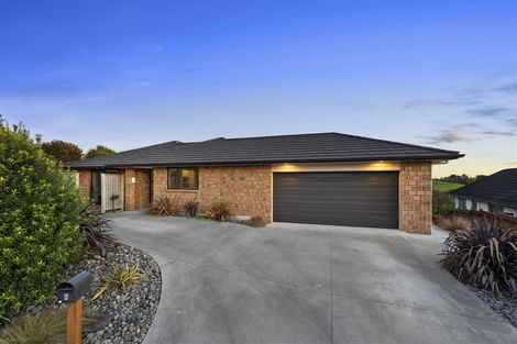 Photo of property in 8 Ashbourne Lane, Dinsdale, Hamilton, 3204