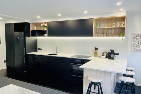 Photo of property in 5/147 Glenmore Street, Kelburn, Wellington, 6012