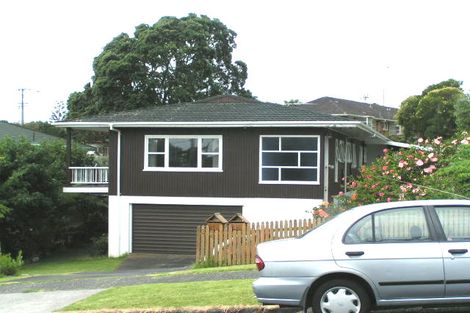 Photo of property in 1/2 Purchas Road, Hauraki, Auckland, 0622