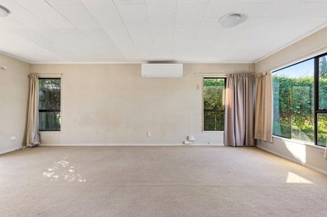 Photo of property in 2/9 Edmund Hillary Avenue, Papakura, 2110