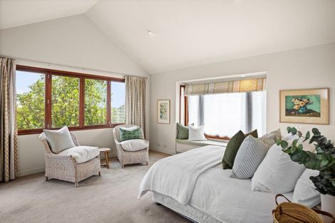 Photo of property in 1a Gillean Street, Havelock North, 4130