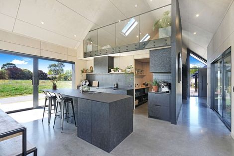 Photo of property in 82 Queens Avenue, Waikuku Beach, 7402