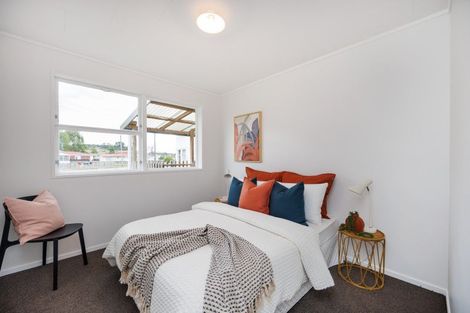 Photo of property in 78 Willoughby Street, Halcombe, Feilding, 4779