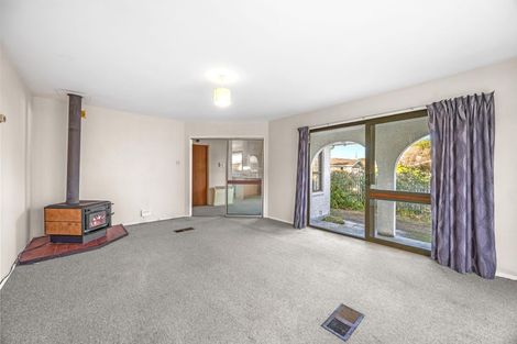 Photo of property in 1/12 Camrose Place, Ilam, Christchurch, 8041