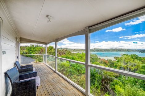 Photo of property in 9 Toi Track, Russell, 0272