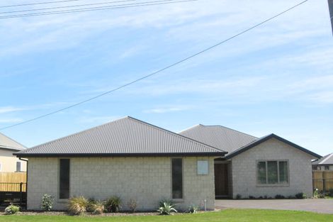 Photo of property in 10a Railway Terrace, Templeton, Christchurch, 8042