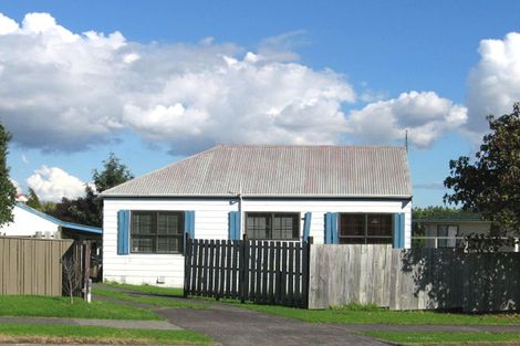 Photo of property in 53 Gills Road, Bucklands Beach, Auckland, 2014