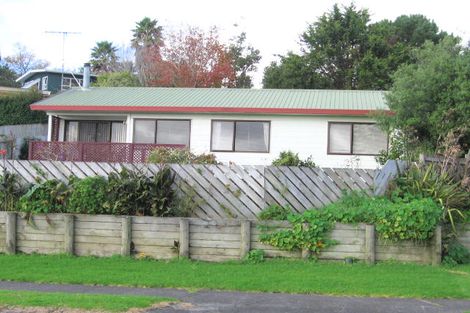 Photo of property in 12 Gilshennan Valley, Red Beach, 0932
