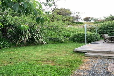 Photo of property in 24 Queens Road, Waikanae Beach, Waikanae, 5036