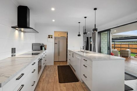 Photo of property in 11 Tangaroa Street, Waitara, 4320