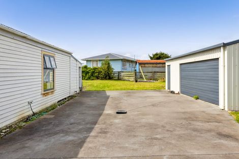 Photo of property in 11 Suffolk Street, Patea, 4520