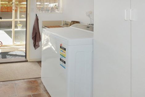 Photo of property in 20 Cousins Avenue East, Foxton Beach, Foxton, 4815