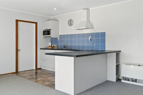 Photo of property in 229 Shakespeare Street, Leamington, Cambridge, 3432