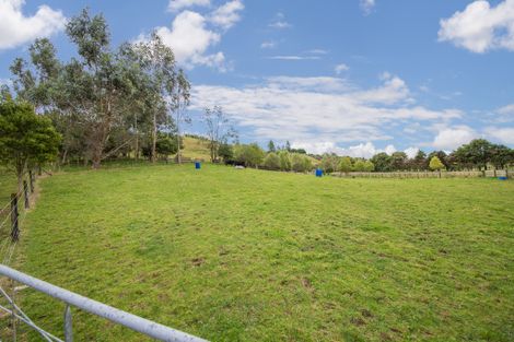 Photo of property in 66 Kereru Drive, Turitea, Palmerston North, 4472