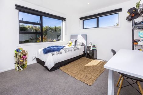 Photo of property in 46a Emerald Hill Drive, Birchville, Upper Hutt, 5018