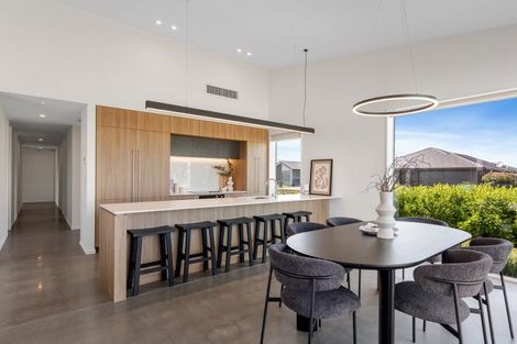 Photo of property in 37 Finstock Way, Rolleston, 7614