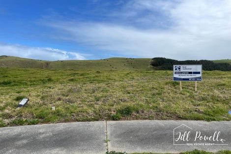 Photo of property in 7 Snapper Street, Baylys Beach, 0377