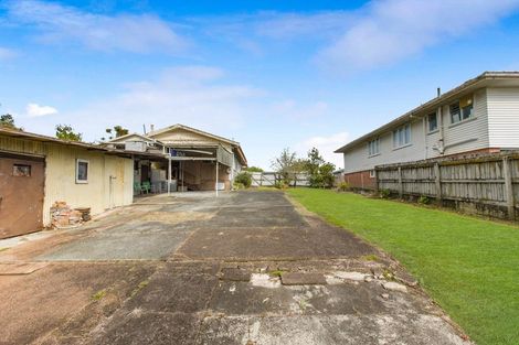 Photo of property in 1608 Great North Road, Waterview, Auckland, 1026