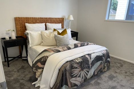 Photo of property in 5/6 St Leonards Road, Kelston, Auckland, 0602