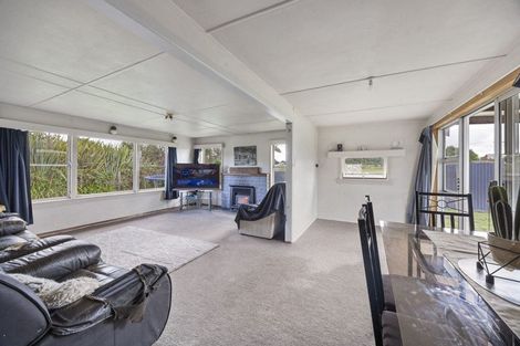 Photo of property in 1 Wood Street, Kakaramea, Patea, 4598