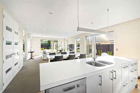 Photo of property in 33 Mariposa Crescent, Aidanfield, Christchurch, 8025