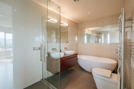 Photo of property in 9 Diamond Lane, Wanaka, 9305