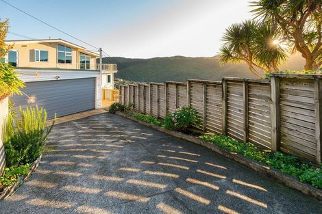 Photo of property in 10 Edgeware Road, Wilton, Wellington, 6012