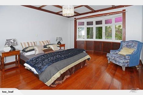 Photo of property in 14 Waiohua Road, Greenlane, Auckland, 1061