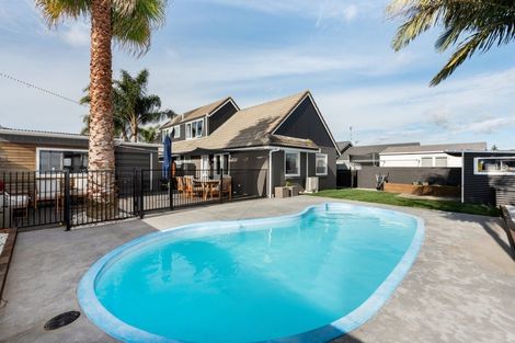 Photo of property in 12 Tudor Place, Mount Maunganui, 3116